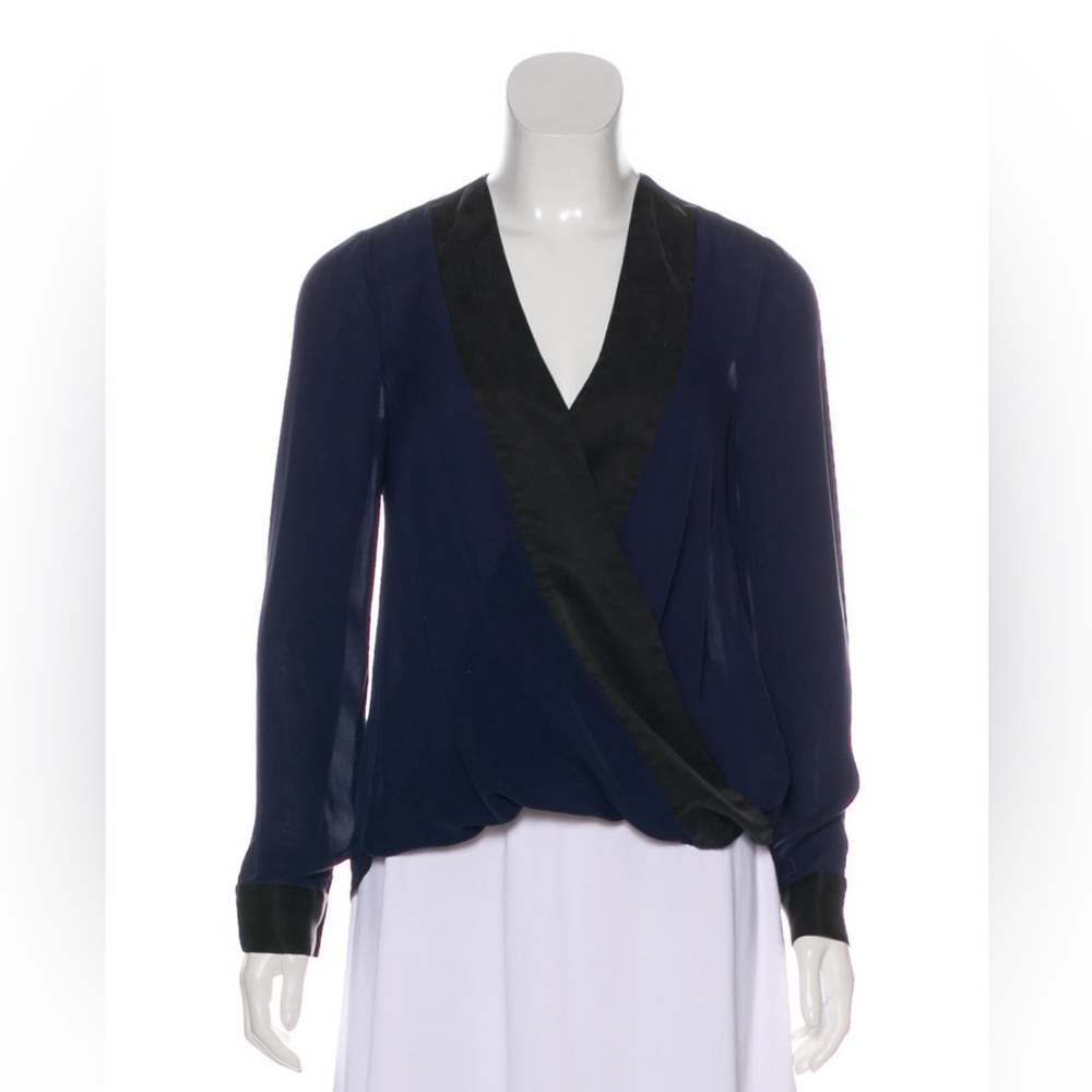 L’agence 100% Silk Colorblock Blouse (XS, Navy Blue)